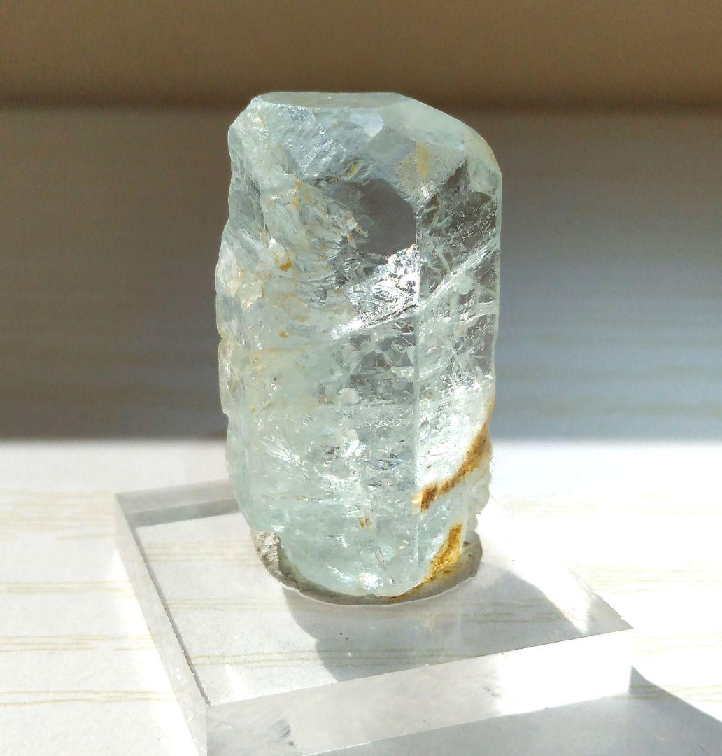 アクアマリン宝石鉱物標本