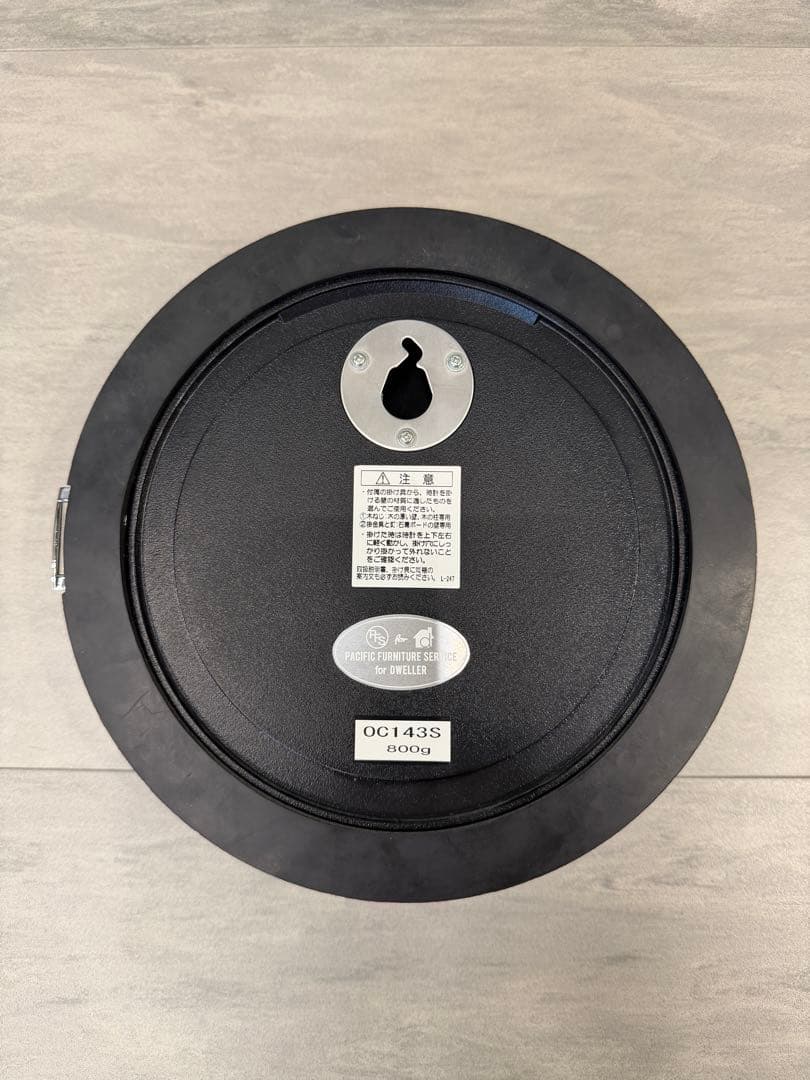 Pacific Furniture Service 壁掛け時計