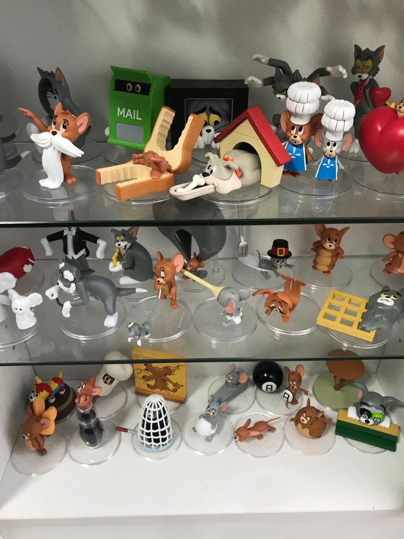 Happyくじ トムとジェリー FUNNYART!1〜4 フィギュア フルコンプ