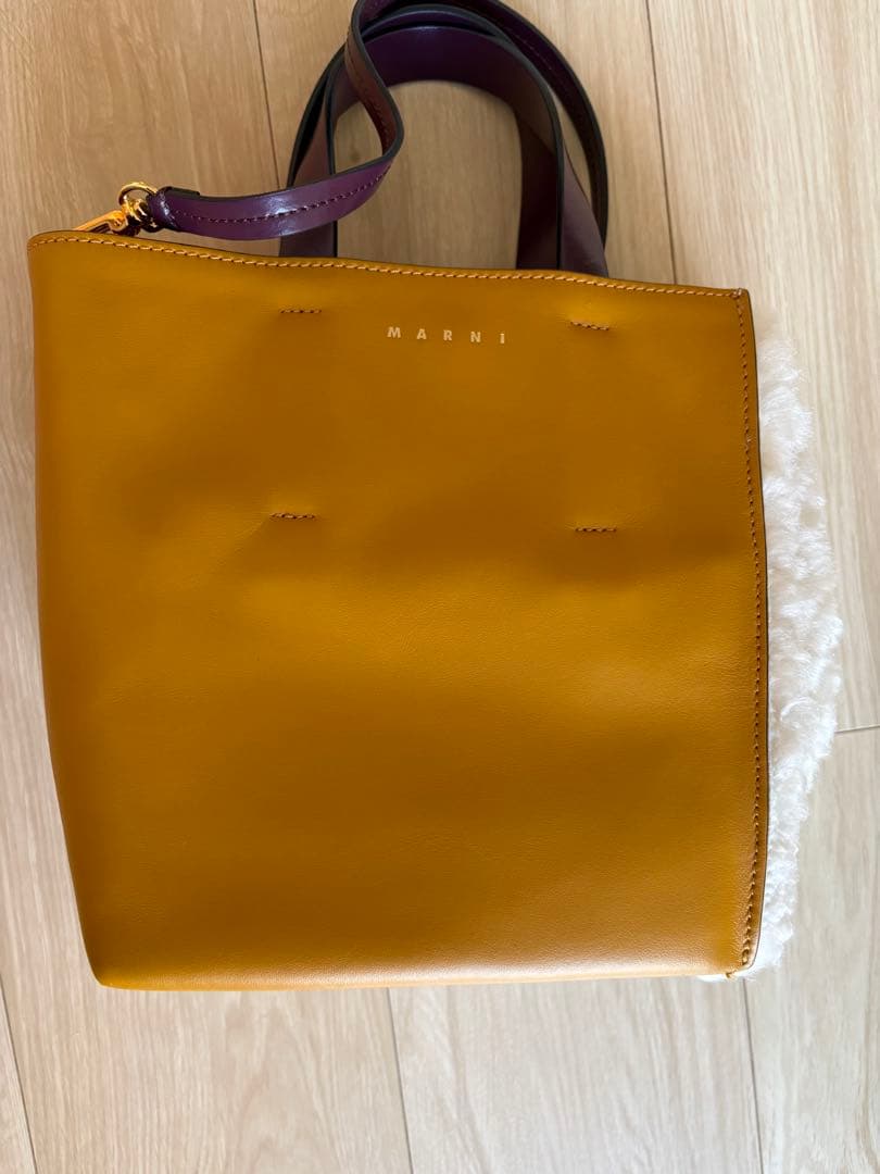 MARNI イエロークリーム ショルダーバッグ