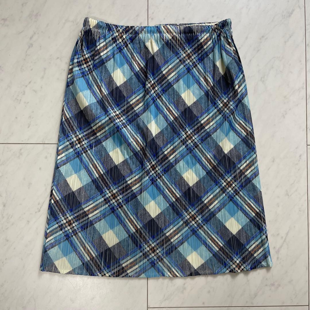 プリーツプリーズ イッセイミヤケ ショートスカート 膝丈 チェック総柄 ブルー系