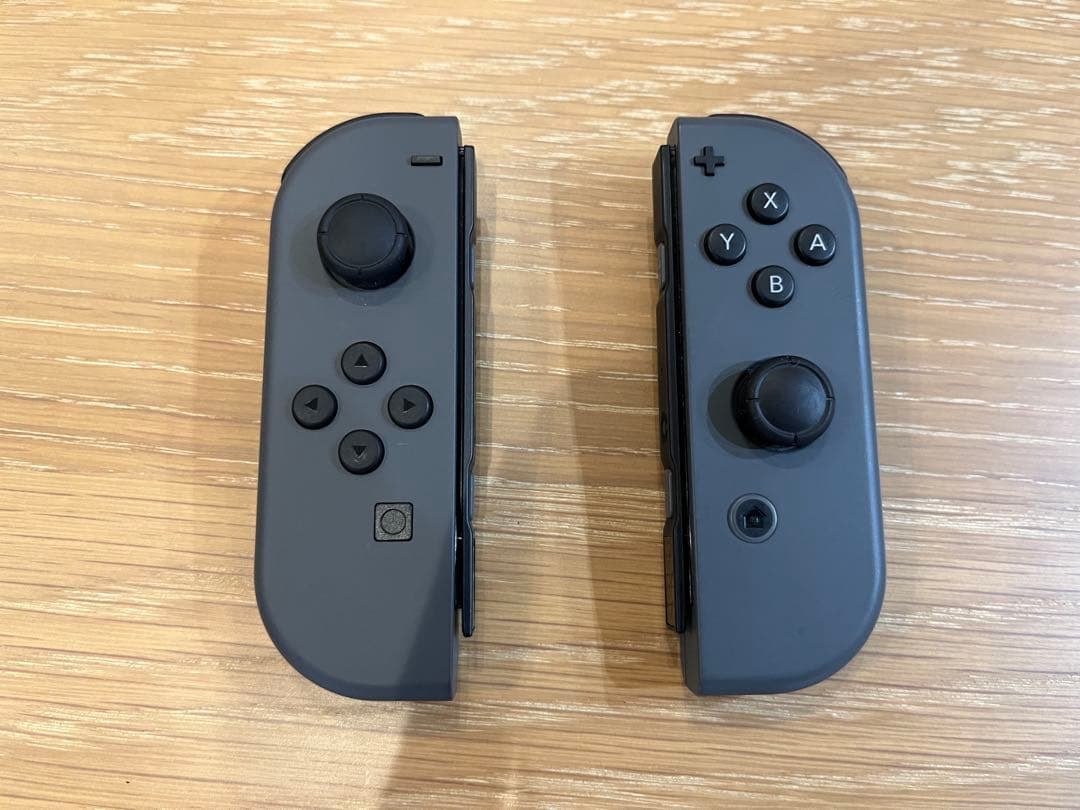 Nintendo Switch 本体　スタンド、SDカード付属