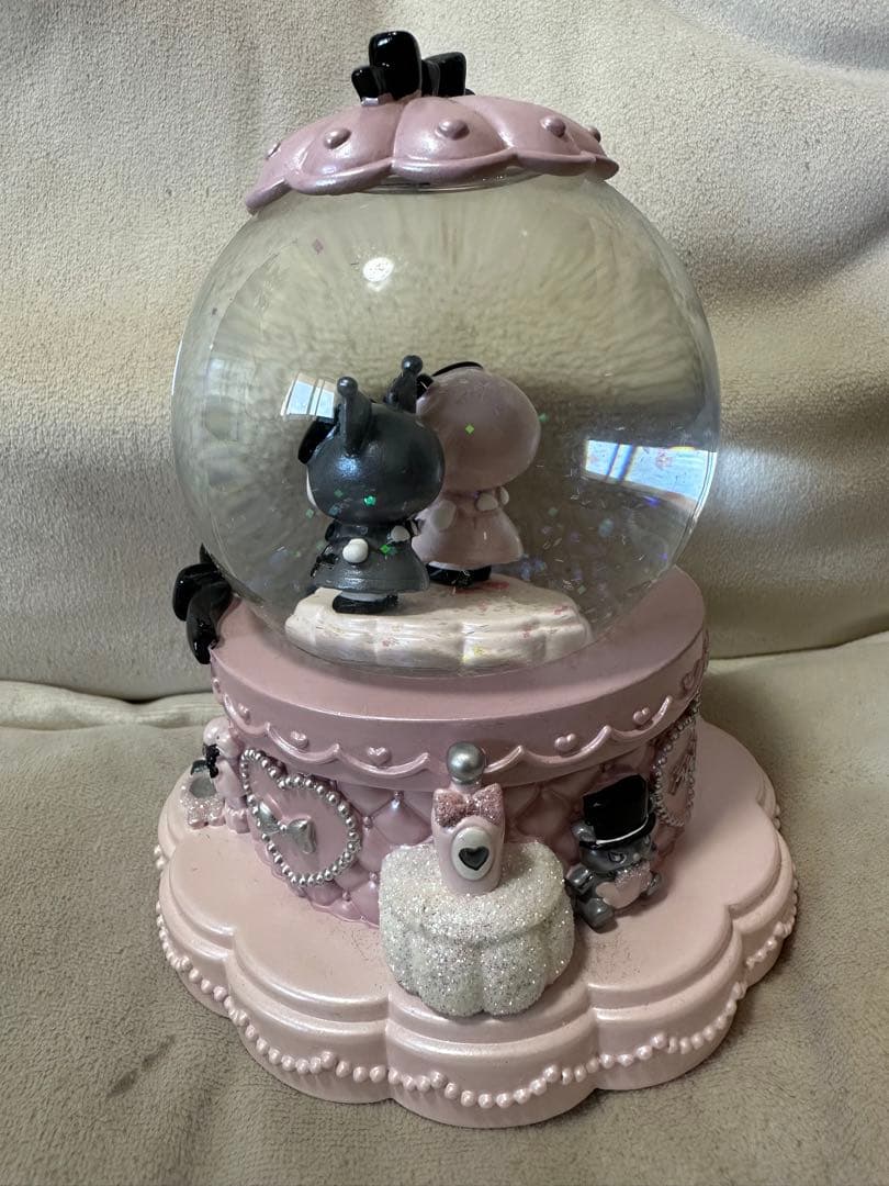 サンリオマイメロディ クロミ 光るスノーグローブスノードーム