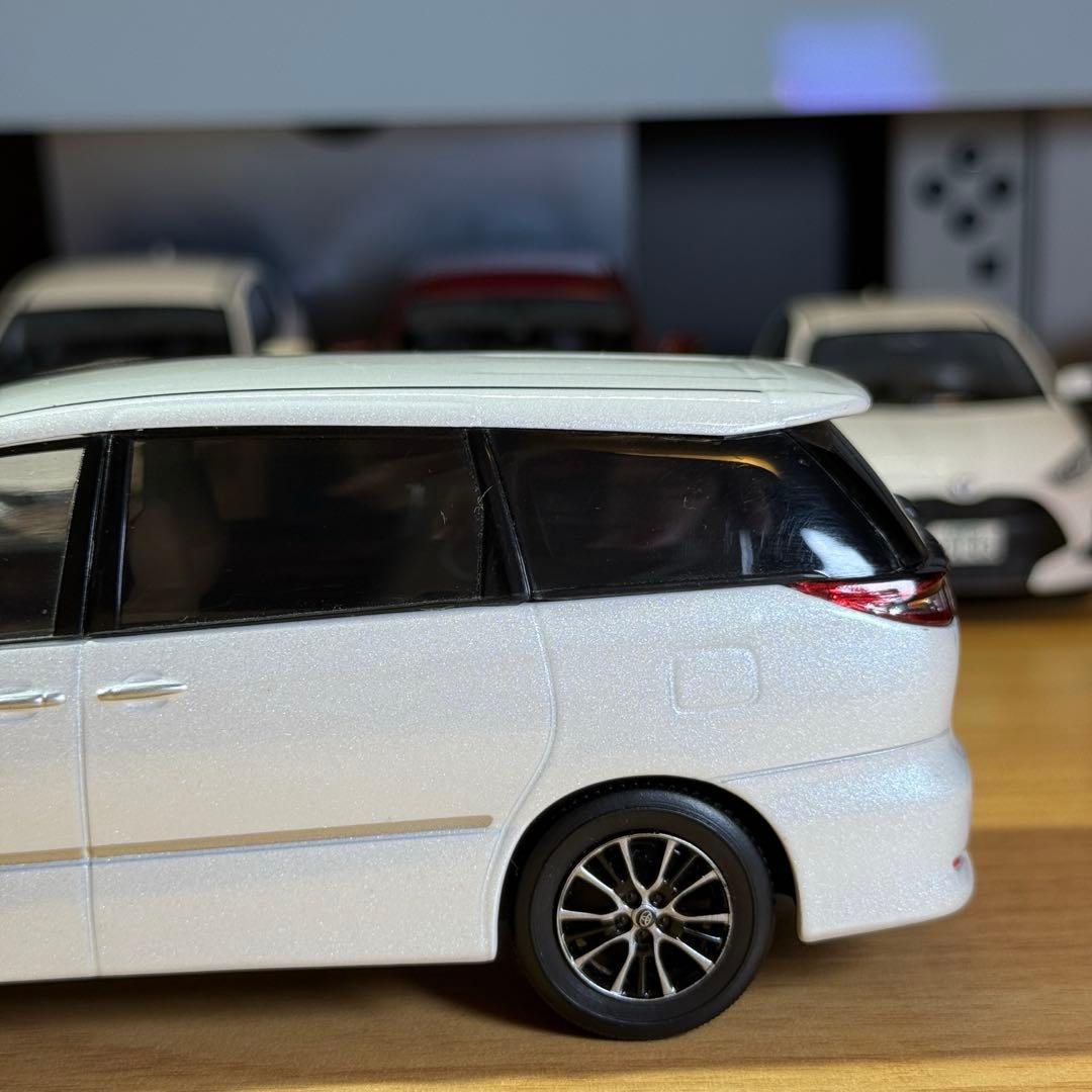 【非売品】エスティマ ハイブリッド カラーサンプルミニカー 1/30