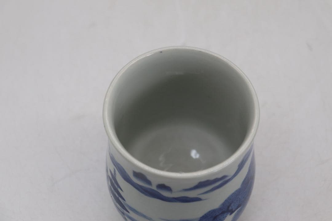 中国　新渡　染付　山水紋筆入　送料込み250717