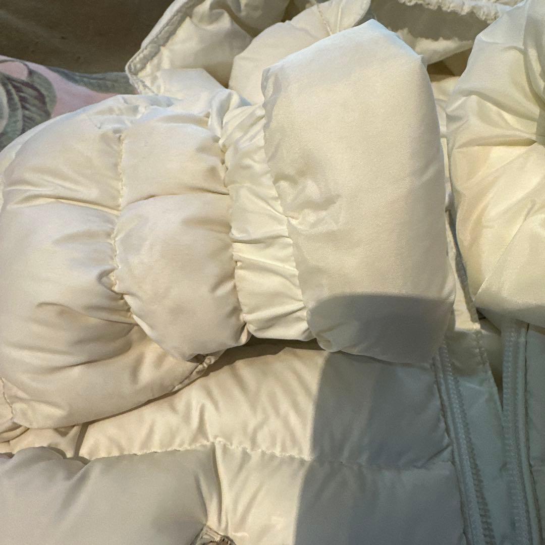 シリアル確認済み2Aモンクレール フード付きホワイトダウンコート　92