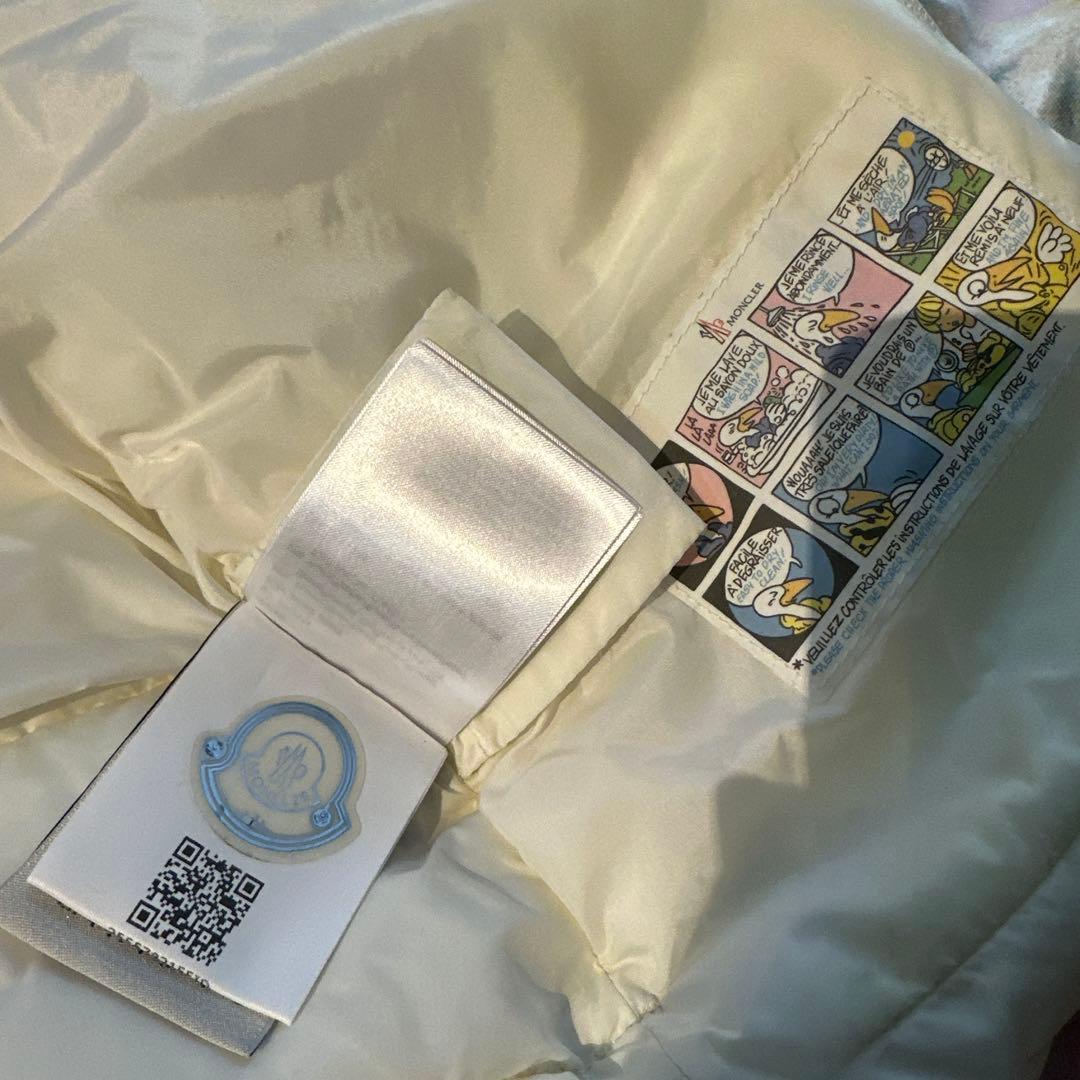 シリアル確認済み2Aモンクレール フード付きホワイトダウンコート　92