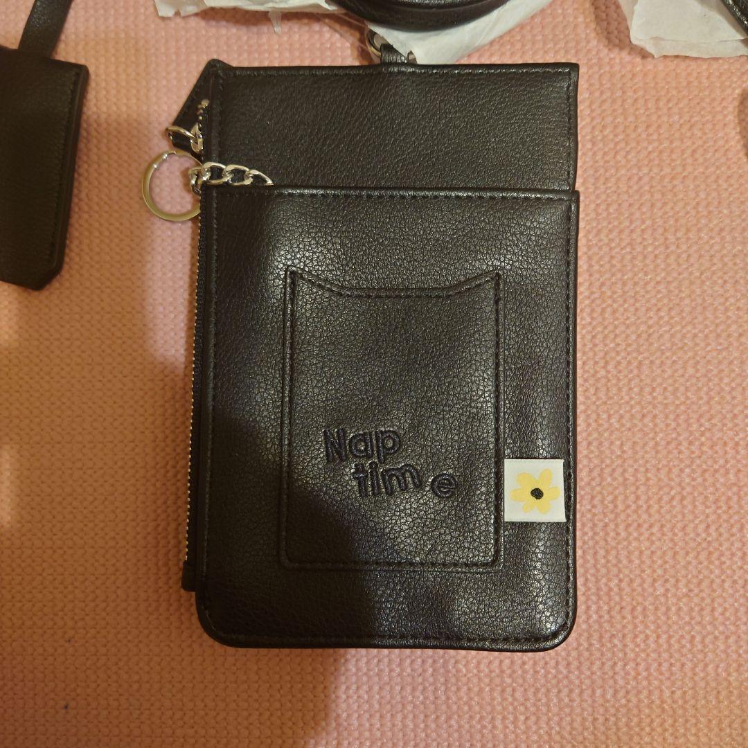 ペ*ー様 Nissy Naptime マルチショルダーポーチ ブラック