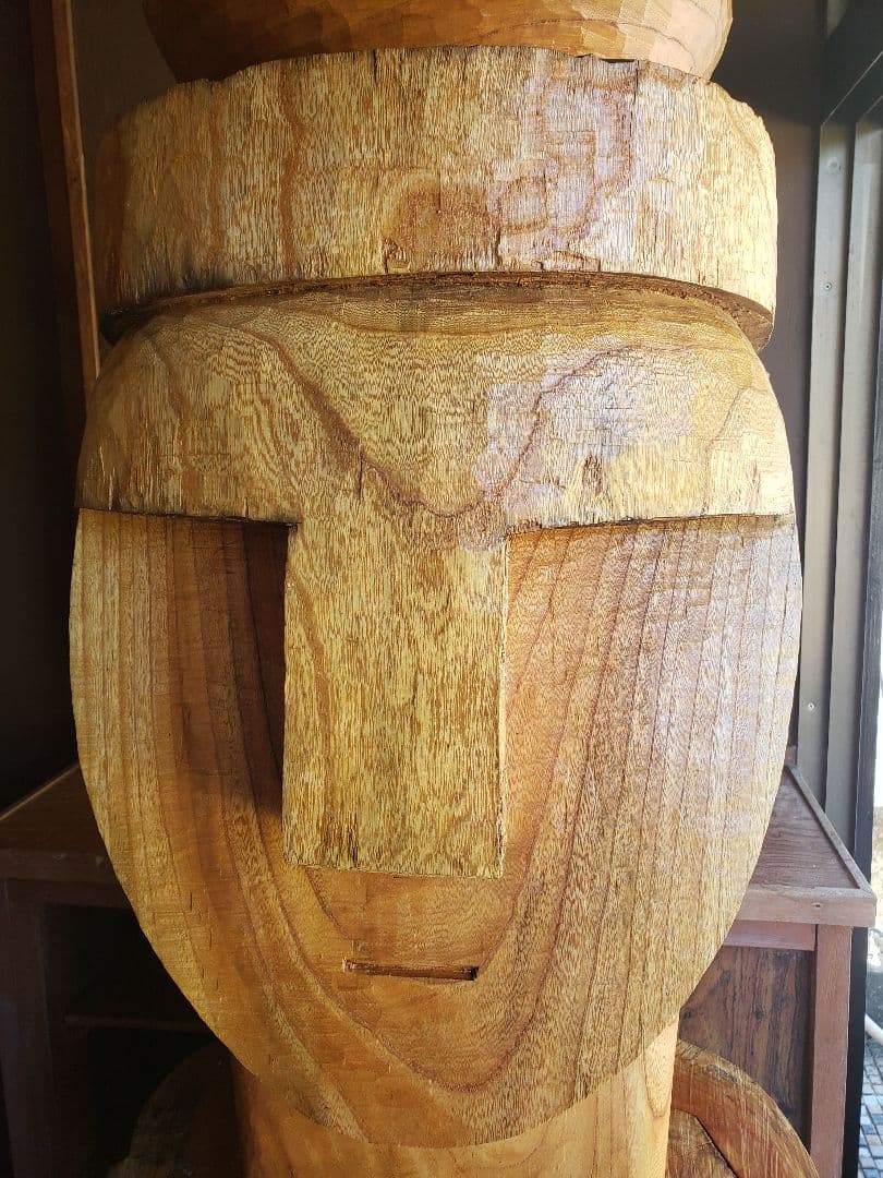 rehue(レイウェ)南米パタゴニアの彫刻*欅けやき