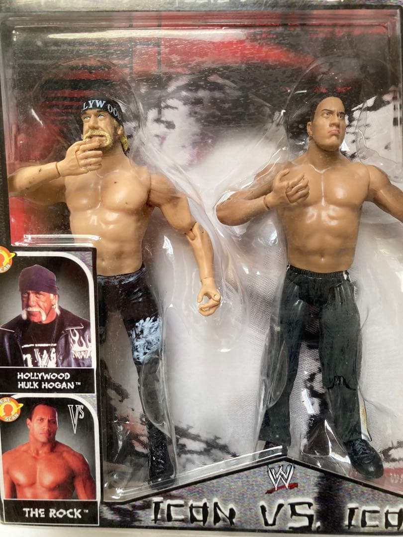 ハリウッド・ハルク・ホーガン× ザ・ロック　WWEスーパースターフィギュア