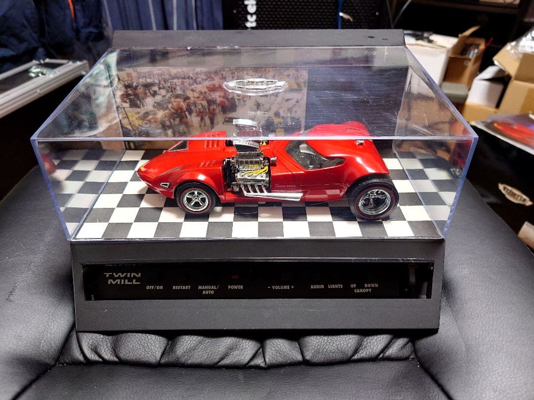 ミニカー HotWheels LEGENDS TO LIFE Twin Mill 1/24