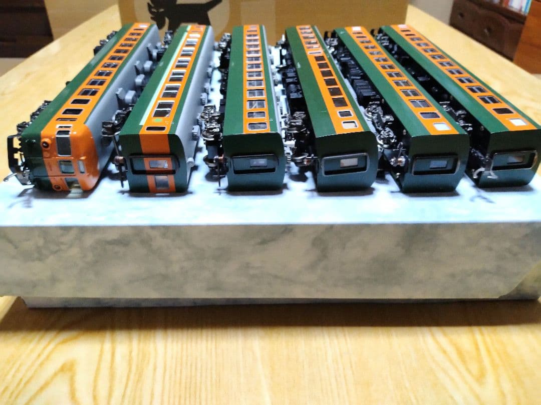 カツミ HOゲージ 165系直流急行形電車6両 ブラスモデル - メルカリ
