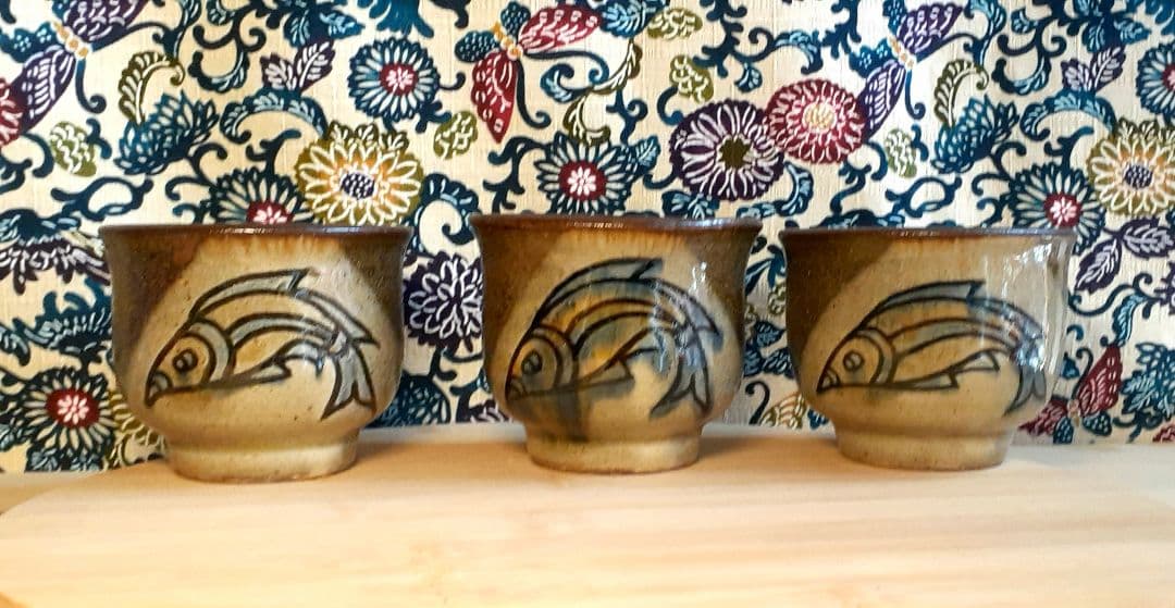 金城敏男 魚紋 湯呑茶碗 3客 金城一門 やちむん壺屋焼 - メルカリ