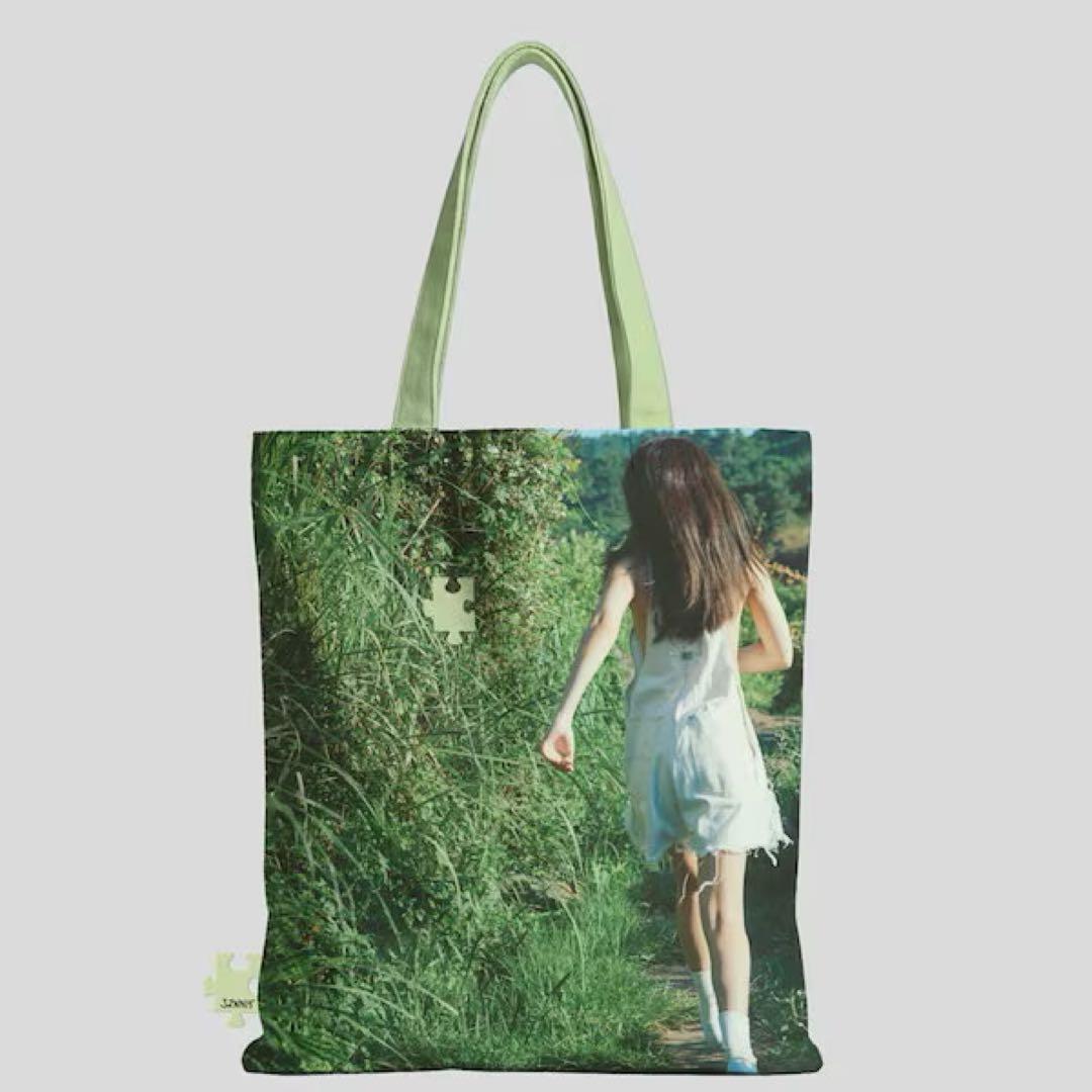 BLACKPINK　ジェニ　トートバッグ　J2NNI5 新品 J2NNI5> BLACKPINK ジェニ トートバッグ - メルカリ