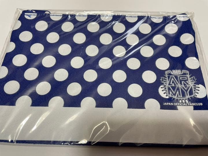 BTS FC継続特典 シュガサイン入りポーチ BTS ファンクラブ継続特典5