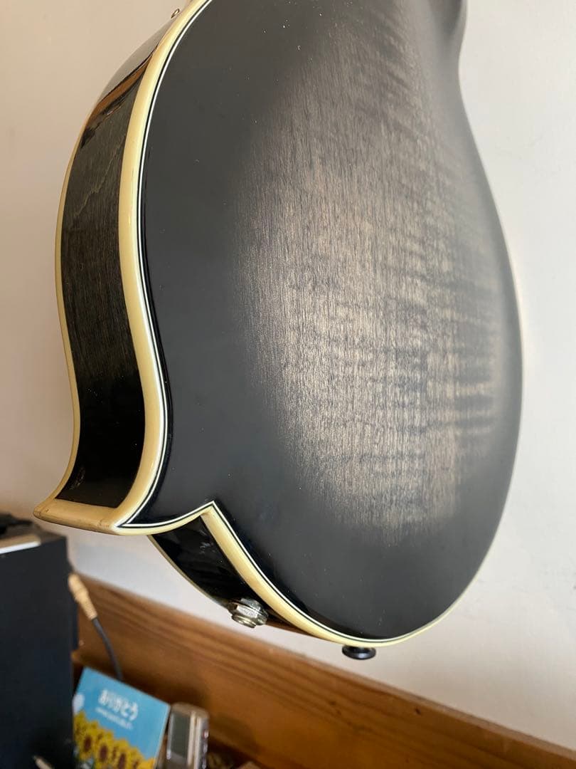 StaffordスタッフォードF-Style エレクトリック・フラットマンドリン