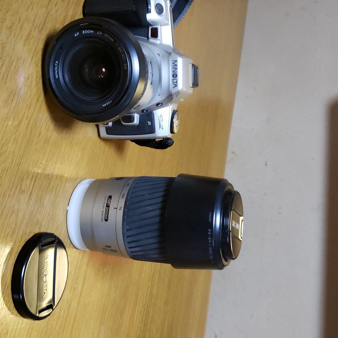 ミノルタカメラフィルム式。三脚付き。 ミノルタ 一眼レフカメラ・一眼