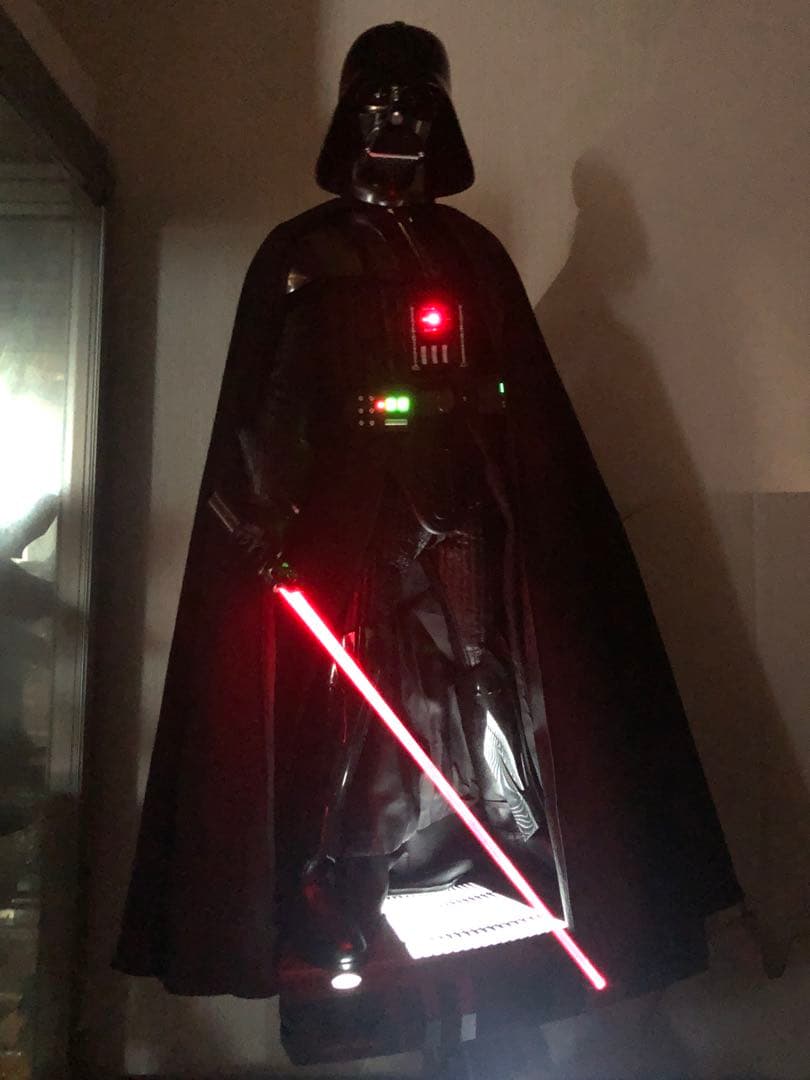 【中古美品】ホットトイズ 1/4 クオーター・スケール ダースベイダー