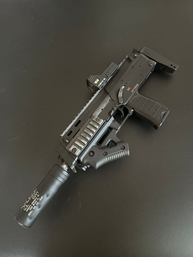 【値下げ】商品名 東京マルイ MP7A1 カスタムLIPOバッテリー付き