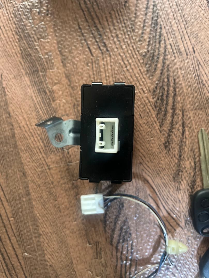 l700ミラジーノ電波式キーレスエントリーシステム キー付き