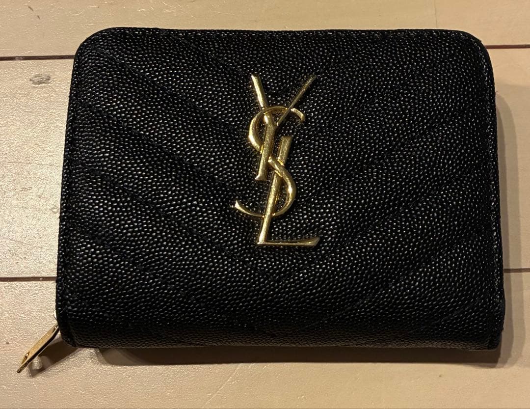 イブサンローラン 二つ折り財布 YSL 良い イヴ・サンローラン 2つ折り財布 サンローラン Yves Saint