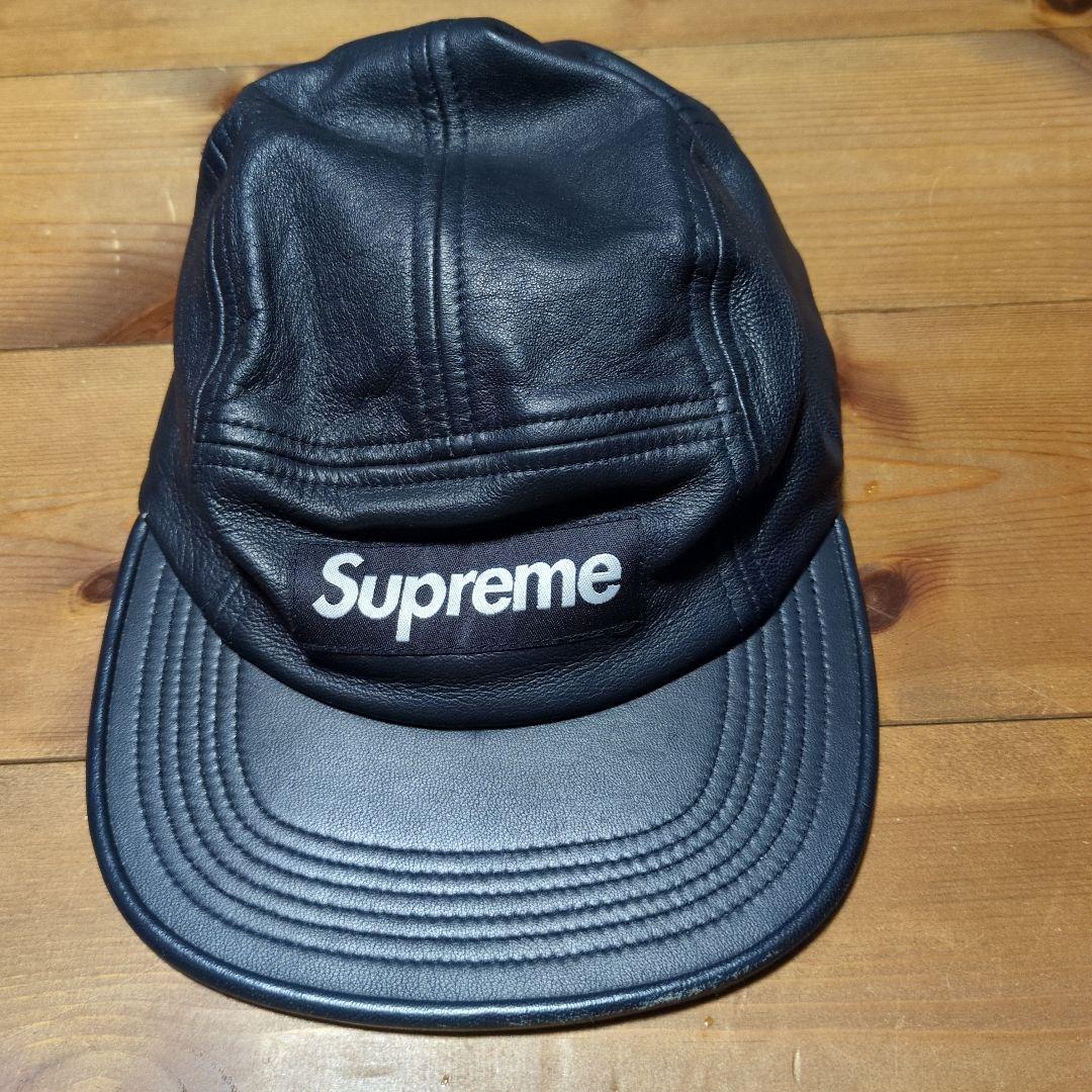 Supreme ネイビー レザー キャップ - メルカリ