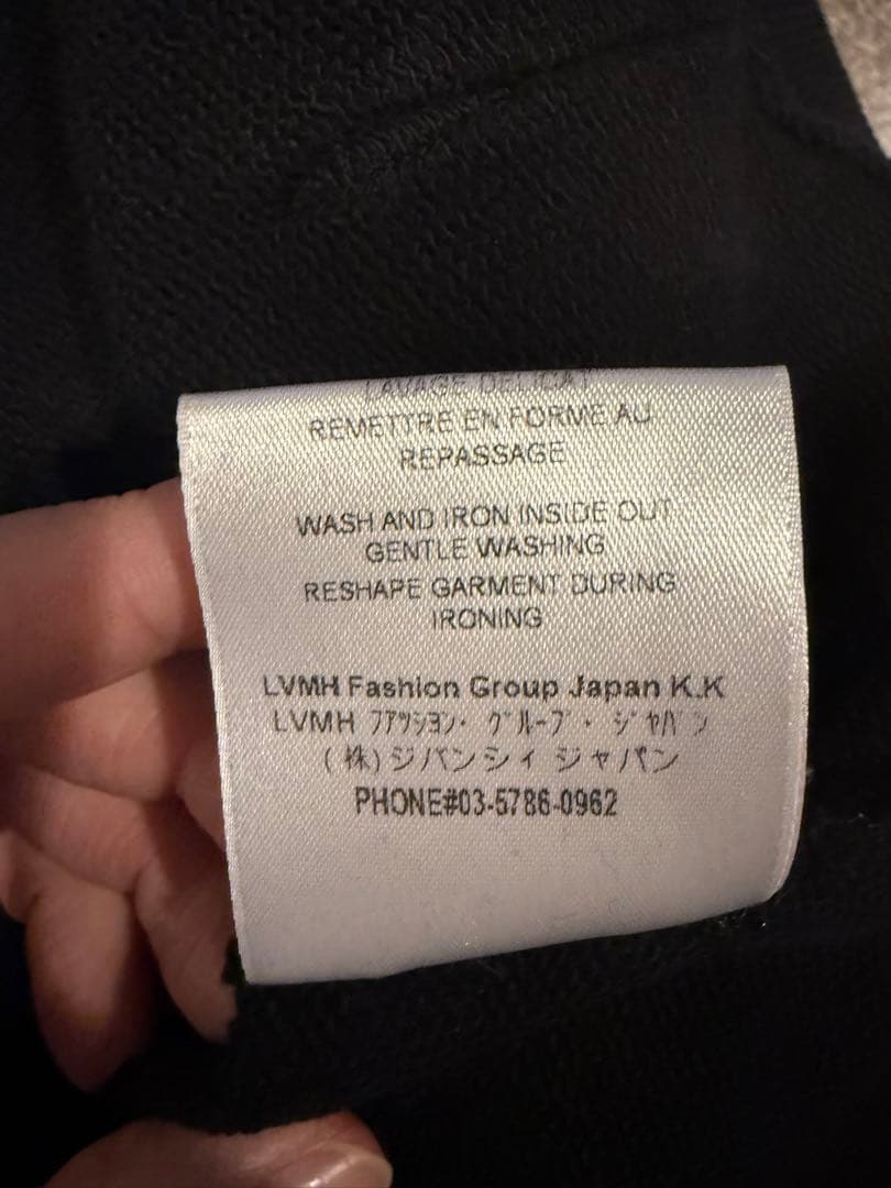 GIVENCHY PARIS フード付きパーカー