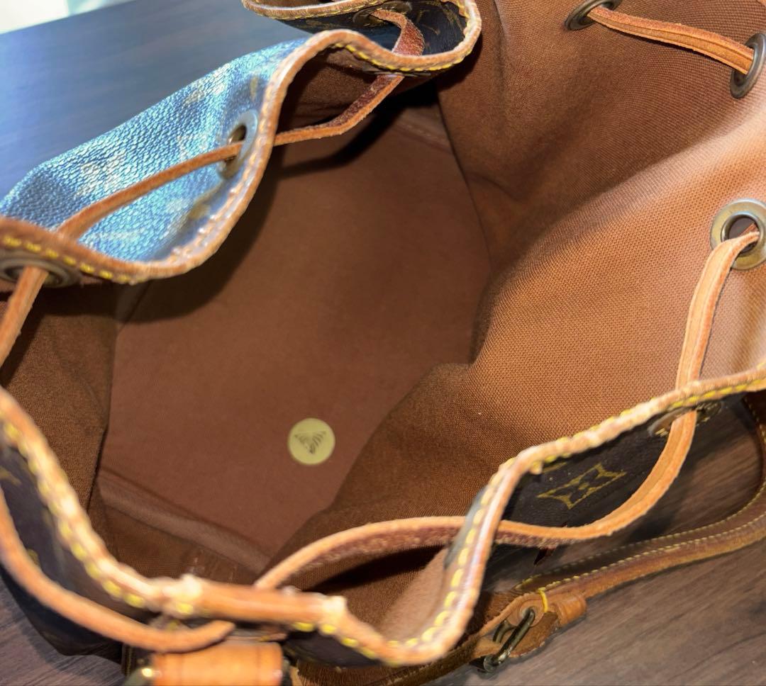 ルイ・ヴィトン　LOUIS VUITTON モノグラムショルダーバッグ　巾着