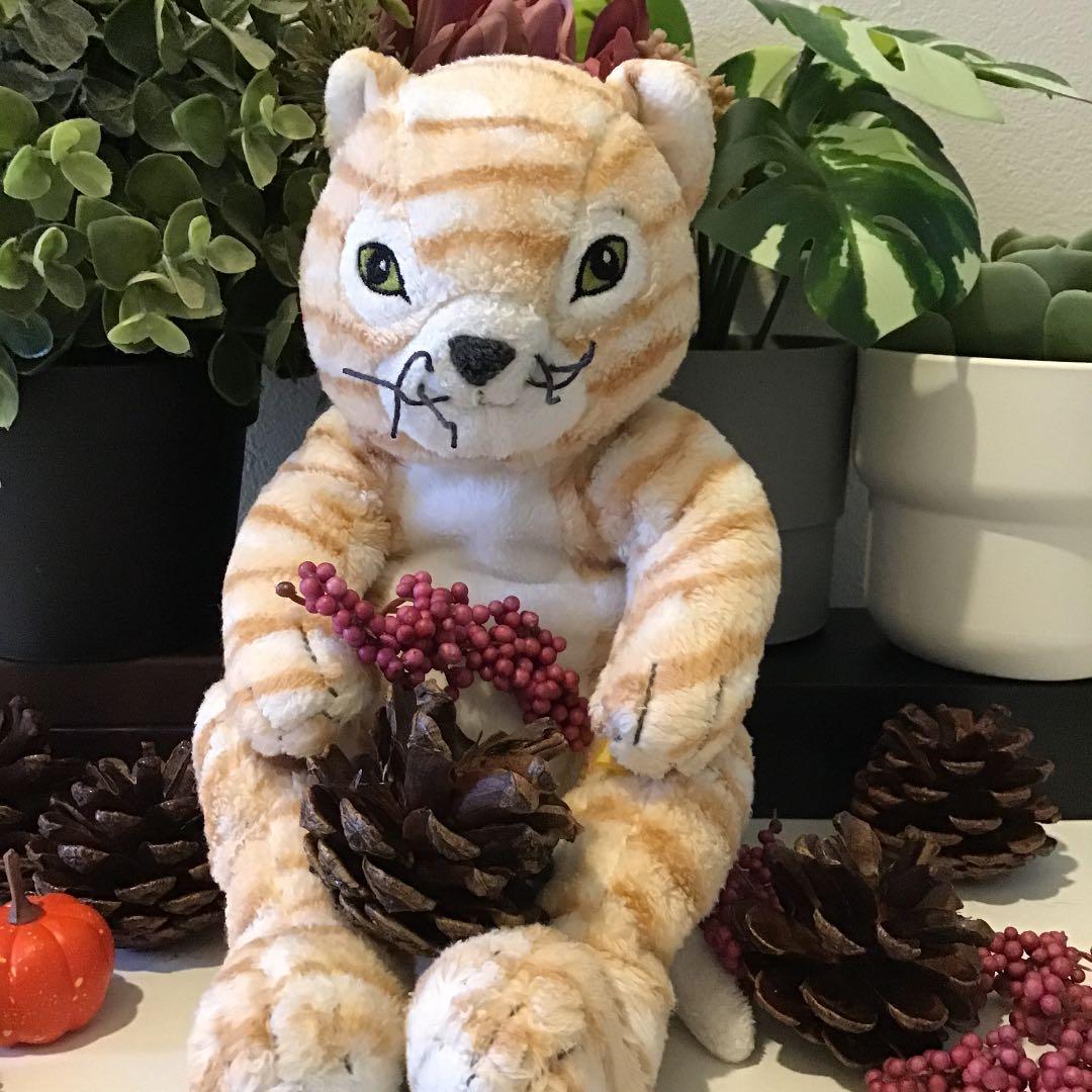 ヒグチユウコさん絵本「せかいいちのねこ」モデル IKEAぬいぐるみ