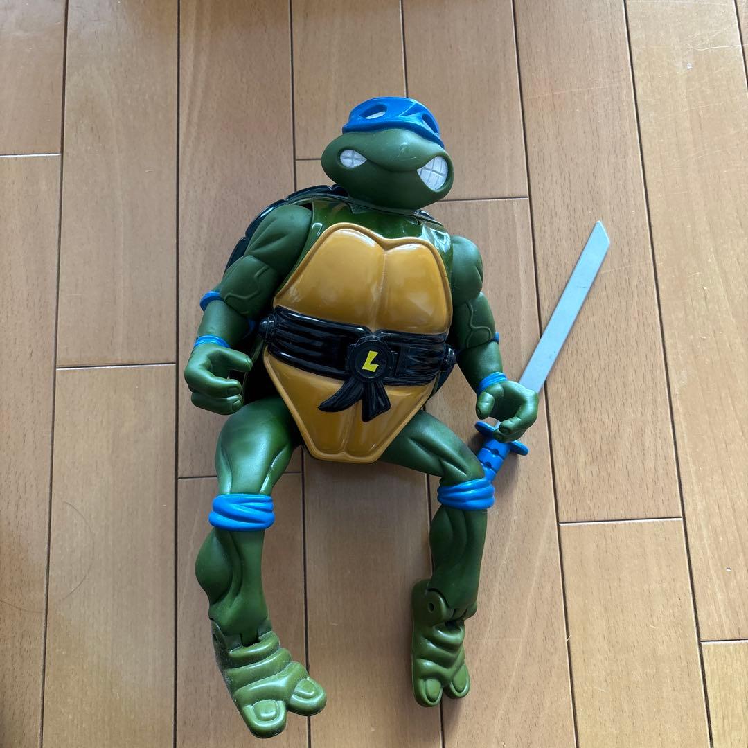 ジャイアントミュータントタートルズ リーダー・ラファエロ フィギュア