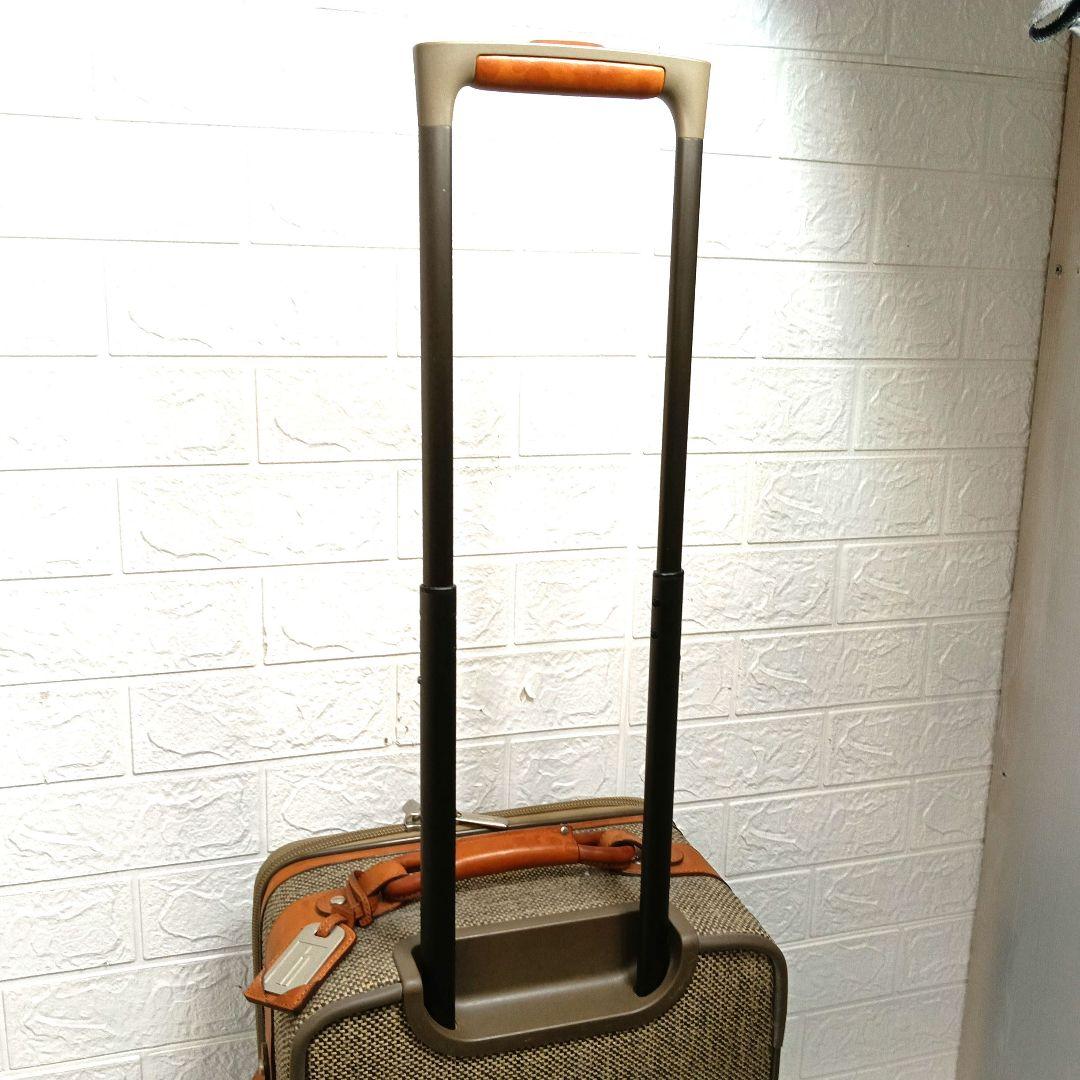 hartmann キャリーケース 4輪 上292