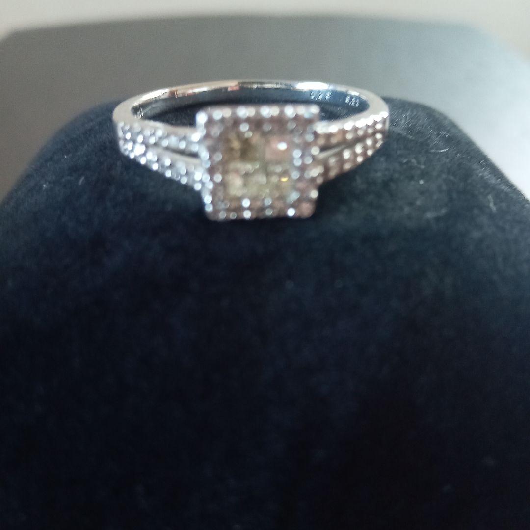 スクエア型ダイヤモンドPT900リング17号