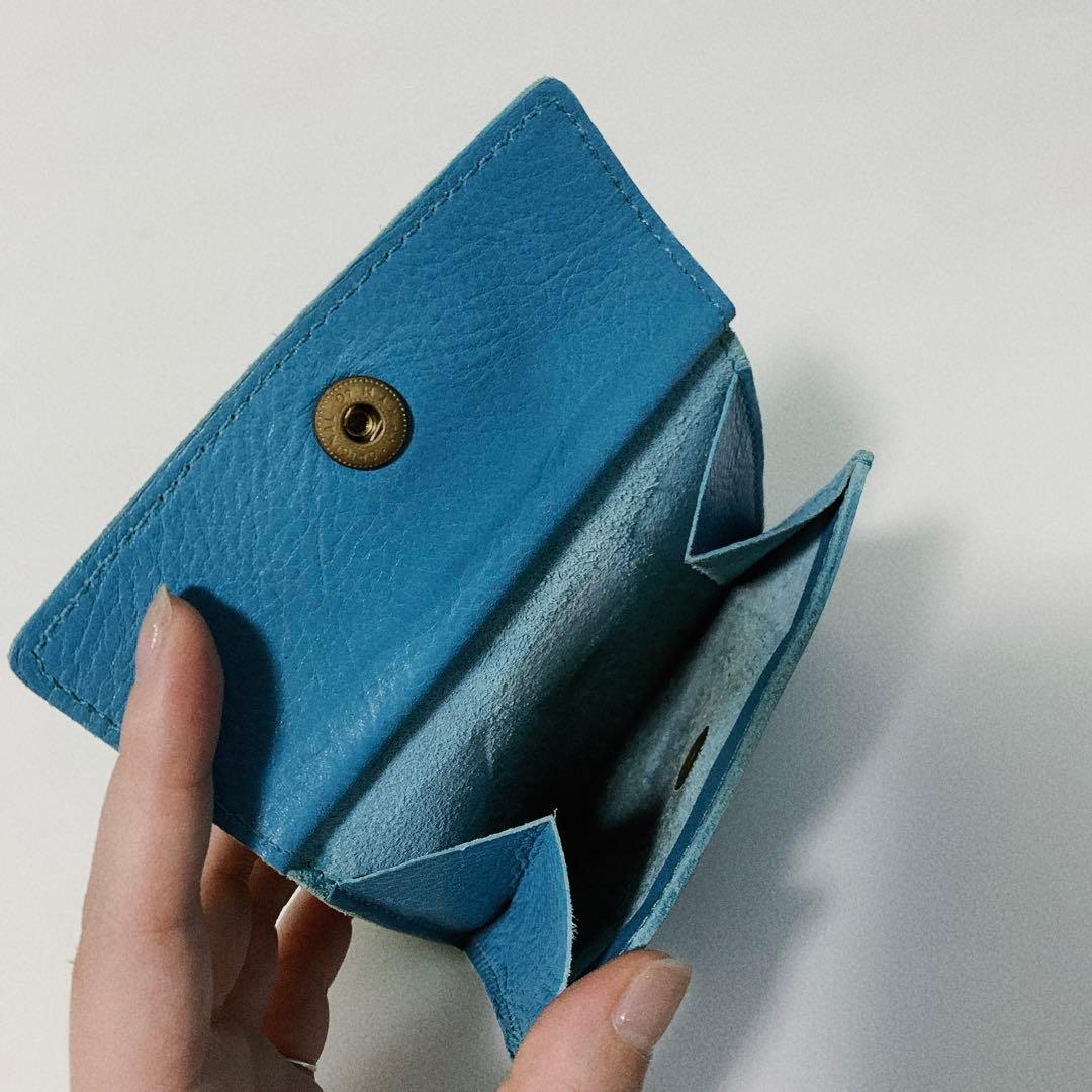 イルビゾンテ 三つ折りコンパクト財布 ターコイズブルー - メルカリ
