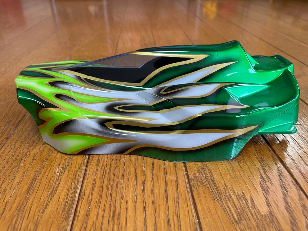 DB 01 ドゥルガ　タミヤ新品塗装済ボディ　緑系