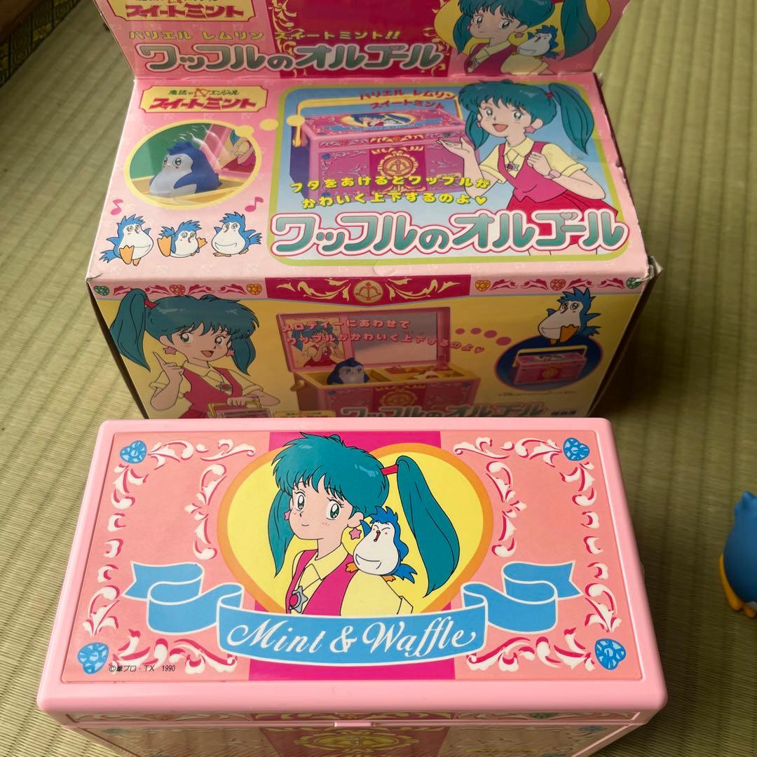 レトロ玩具】魔法のエンジェルスイートミントのワッフルのオルゴール
