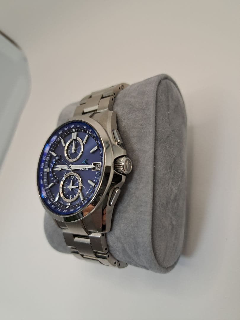 【オシアナス】カシオのクロノグラフ 腕時計 owc-t2600 1AJF