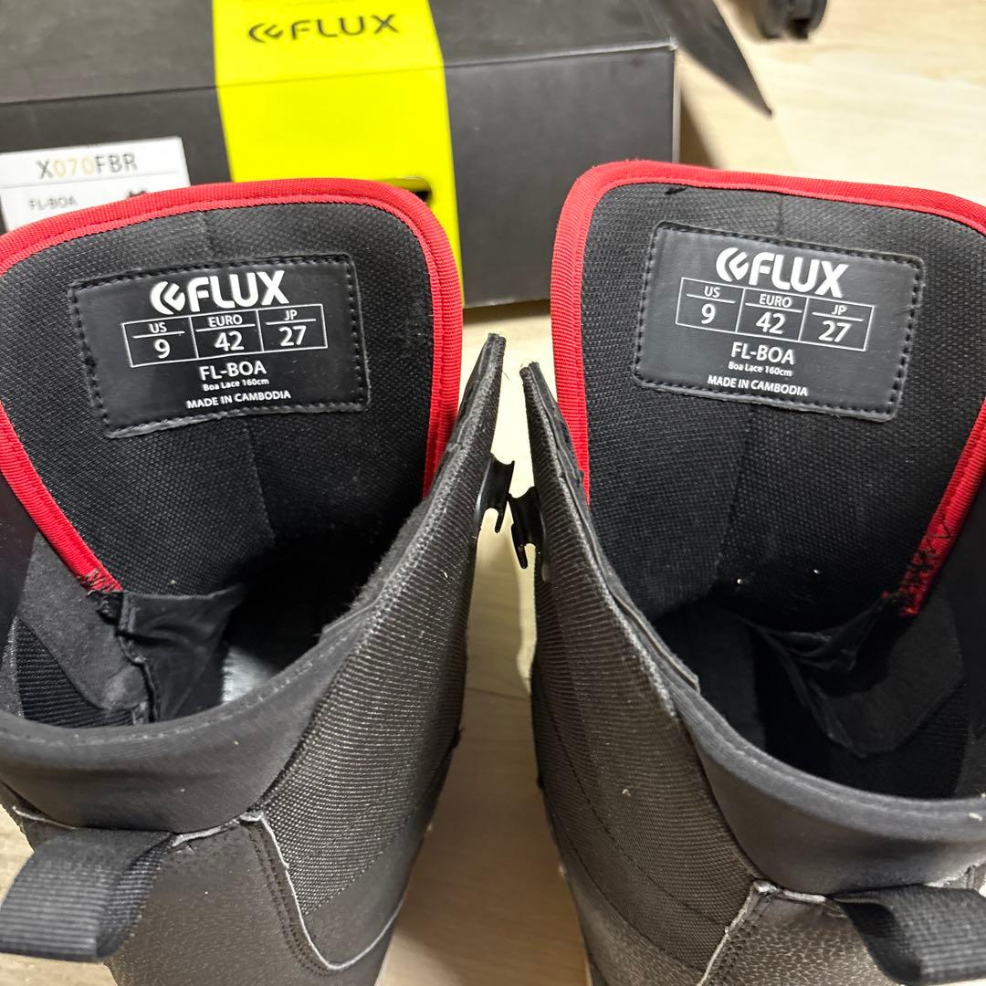 スノーボードブーツ ブラック/レッド