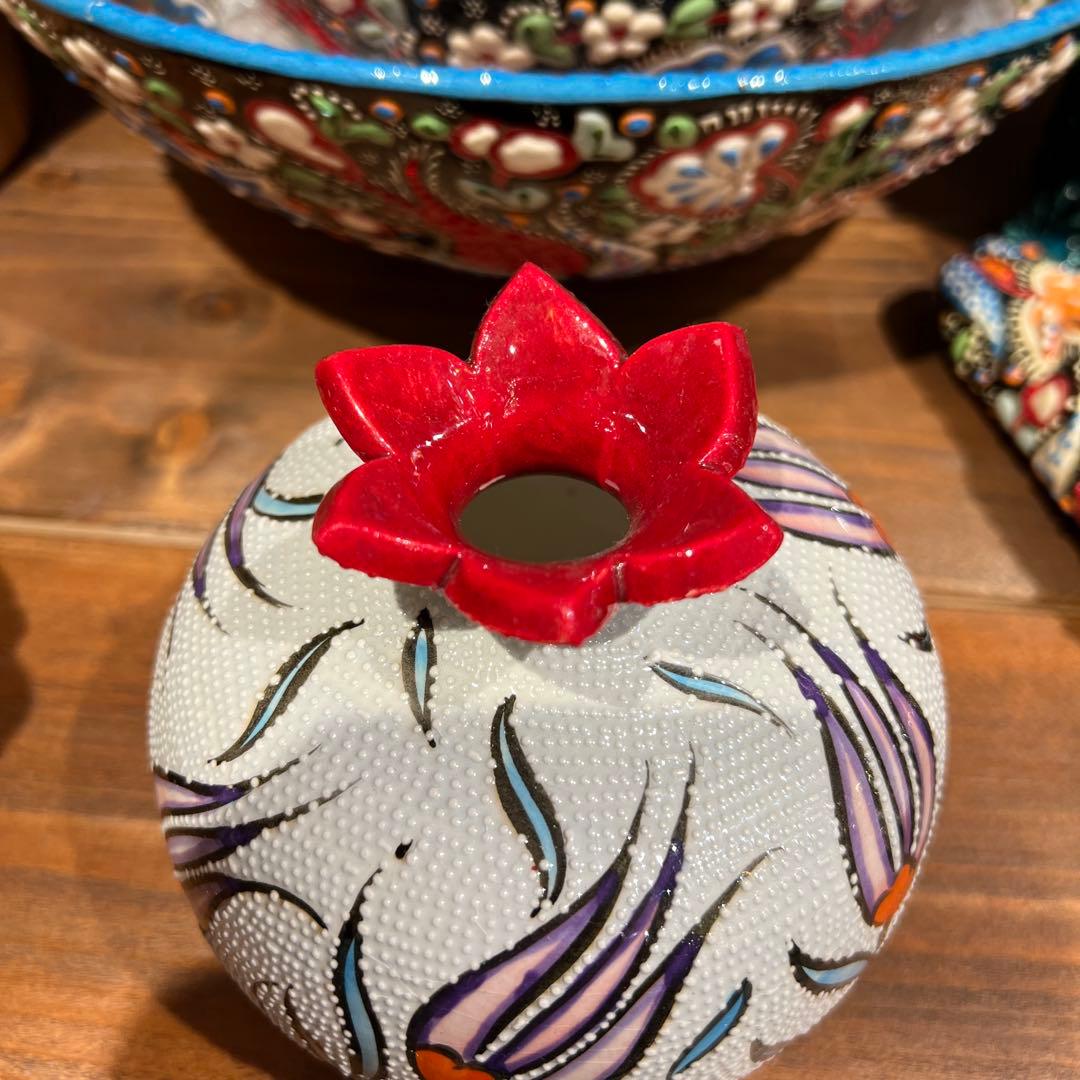 トルコ ハンドメイド磁器 ザクロ置物