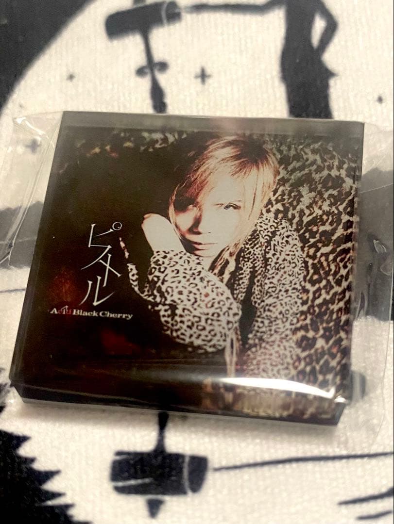 AcidBlackCherryアクリルマグネット ピストル別ジャケver.の通販はau