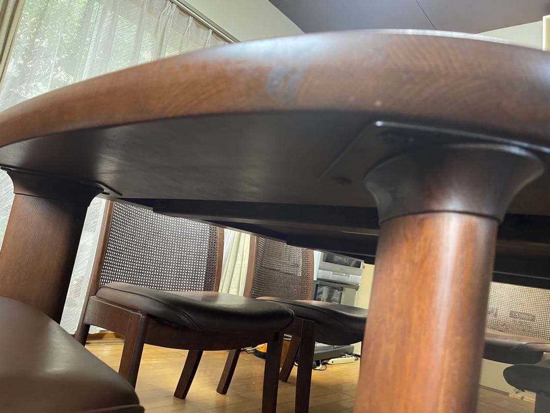 ダークブラウン楕円形ダイニングテーブルセット