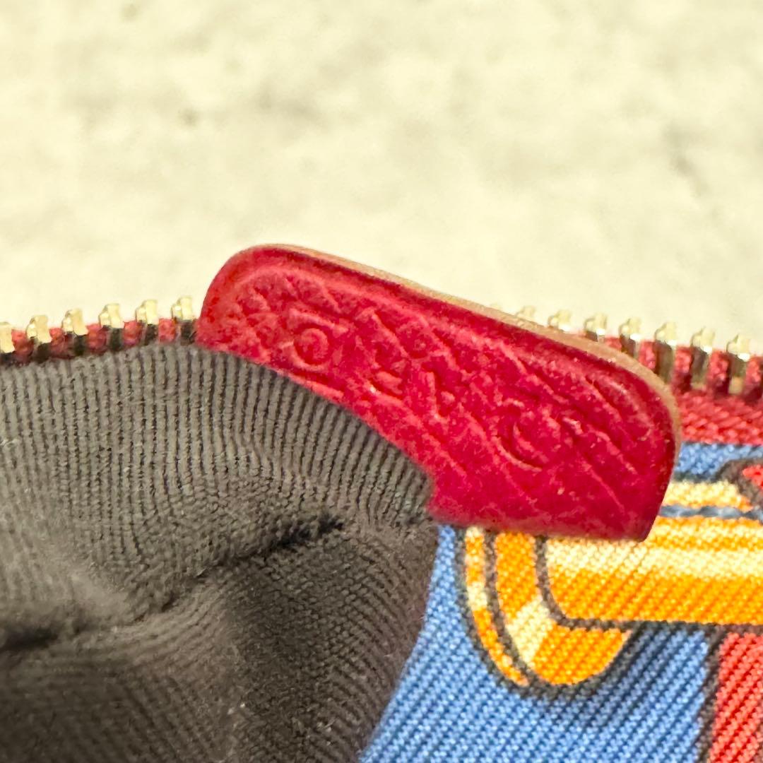 エルメス HERMES ケース アザップ コンパクト シルクイン ◻︎o刻印