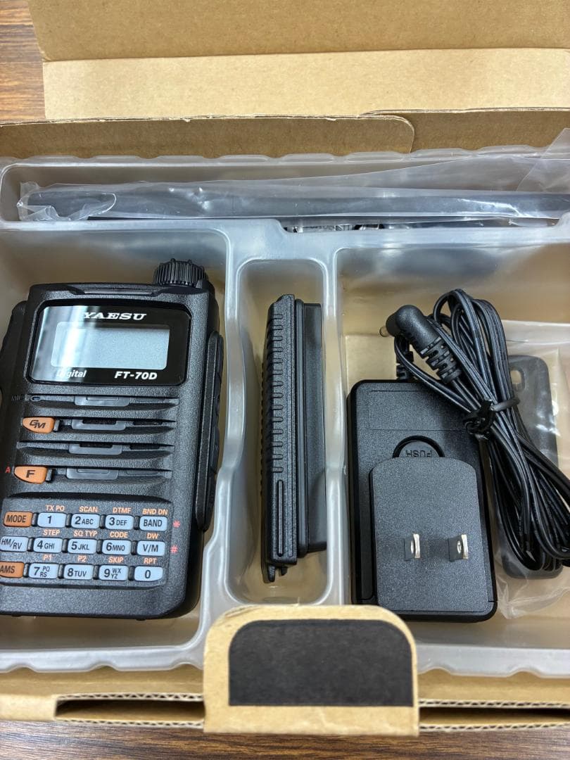 YAESU FT-70D エアーバンドスペシャル オプション品2点付き