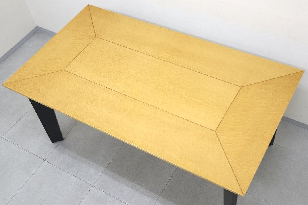 IDC大塚家具 スプレンダー 最高級 バーズアイ メープル ダイニング テーブル