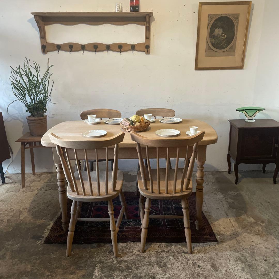 ビンテージ ダイニングテーブル 剥離