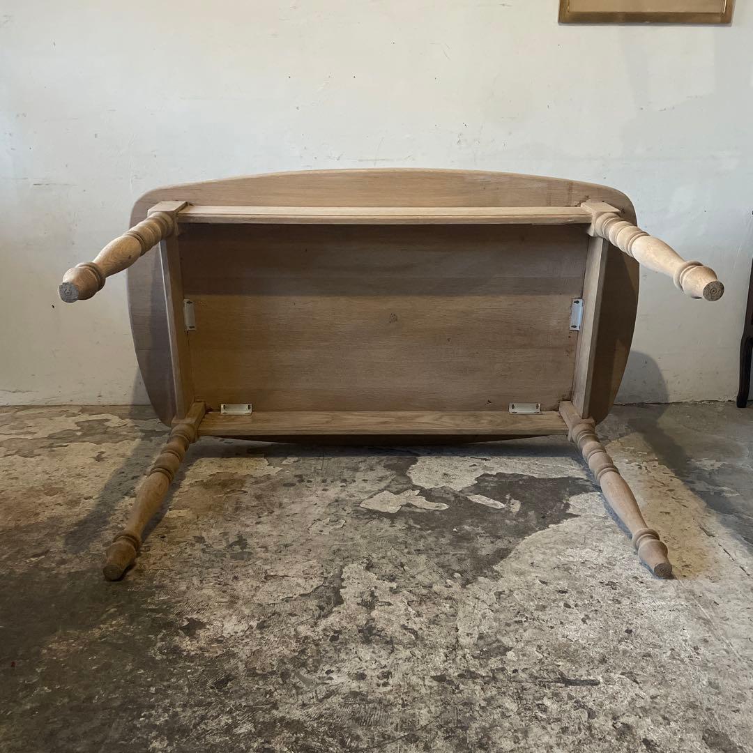 ビンテージ ダイニングテーブル 剥離