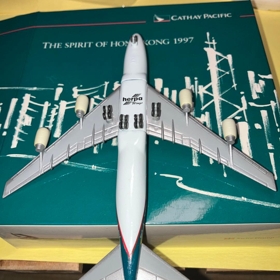 レア】キャセイパシフィック航空 B747-200特別塗装機 ヘルパ 1/500