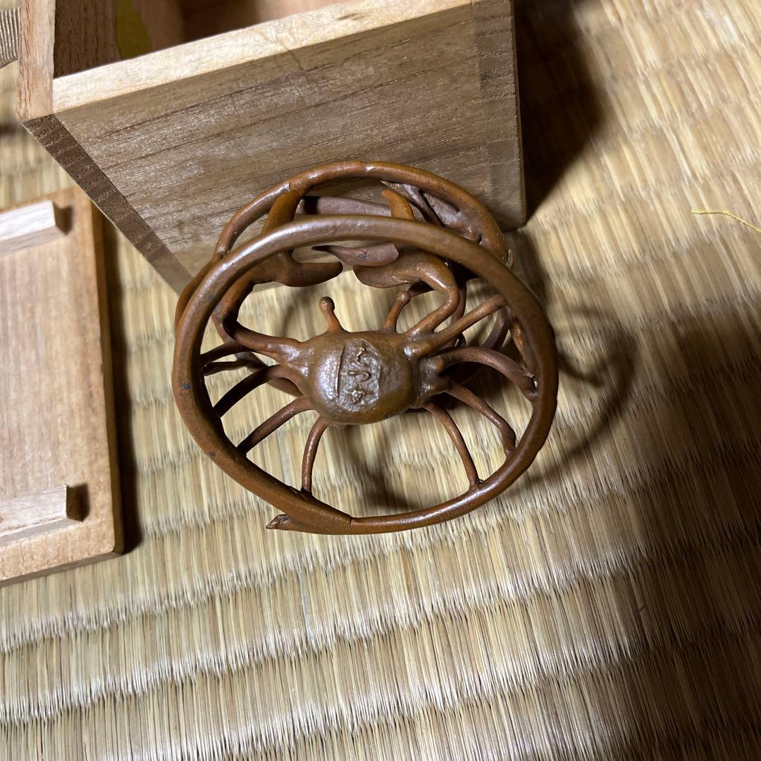 金属製かに工芸品 木箱付き 蝋型鋳物 酒井静女作