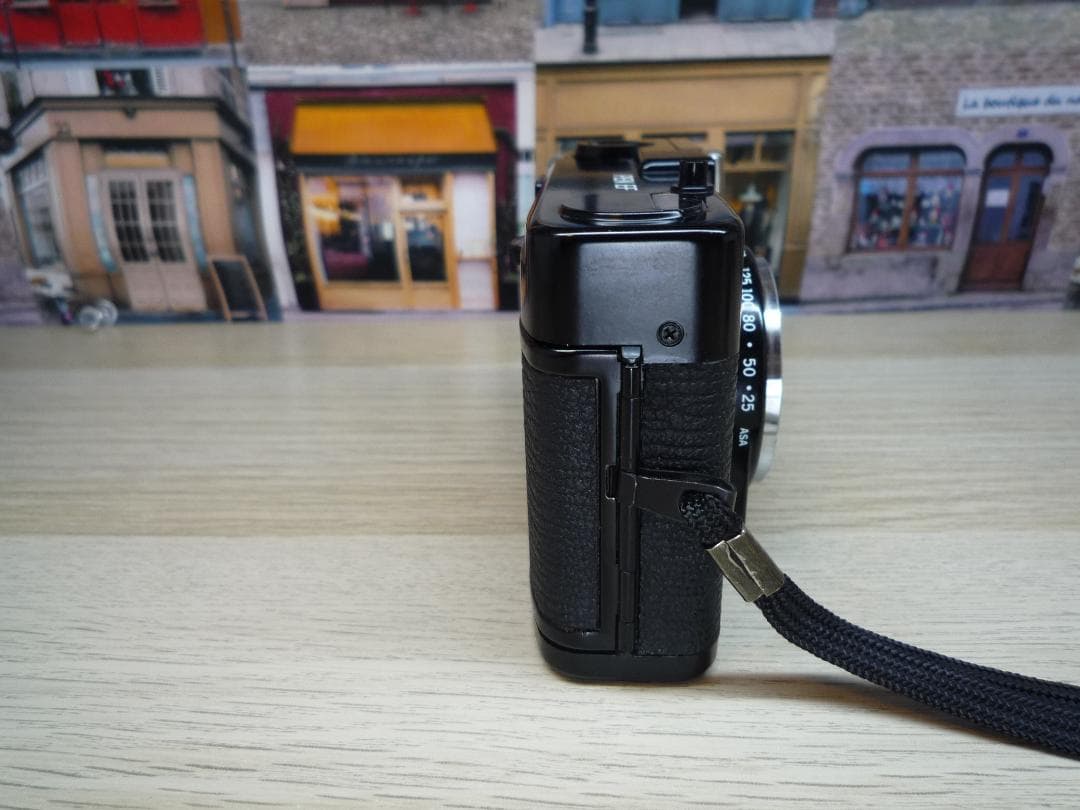 ☆ストロボ付きハーフカメラ☆ OLYMPUS PEN EF ㉖ カメラ