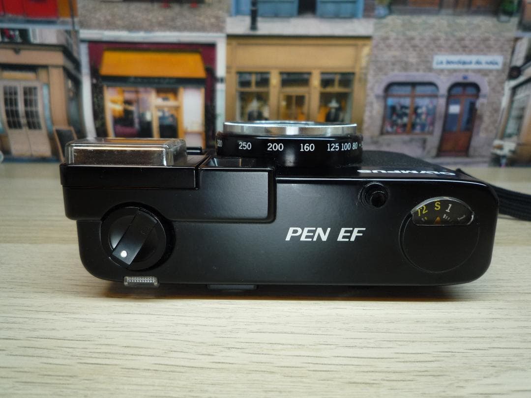 ☆ストロボ付きハーフカメラ☆ OLYMPUS PEN EF ㉖ カメラ