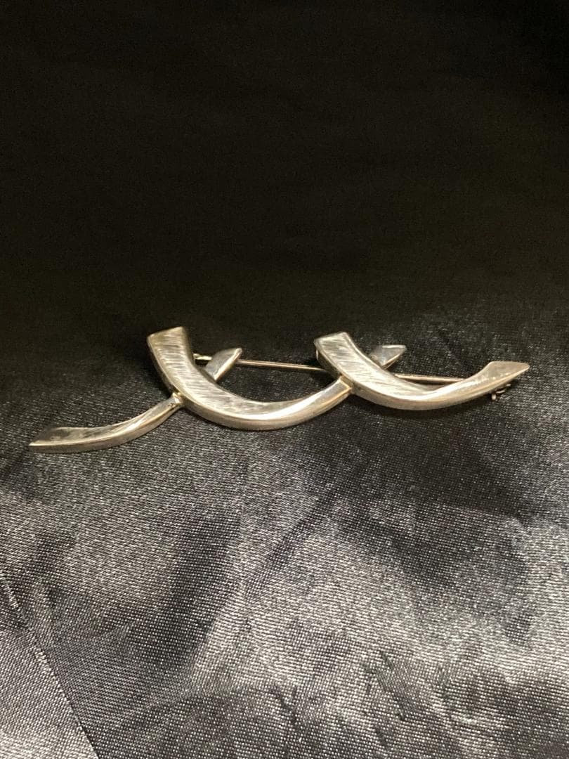 ティファニー パロマピカソ グラフィティ ダブルキス X ブローチ 925 ティファニー パロマピカソ グラフィティ ダブルキス X ブローチ 925